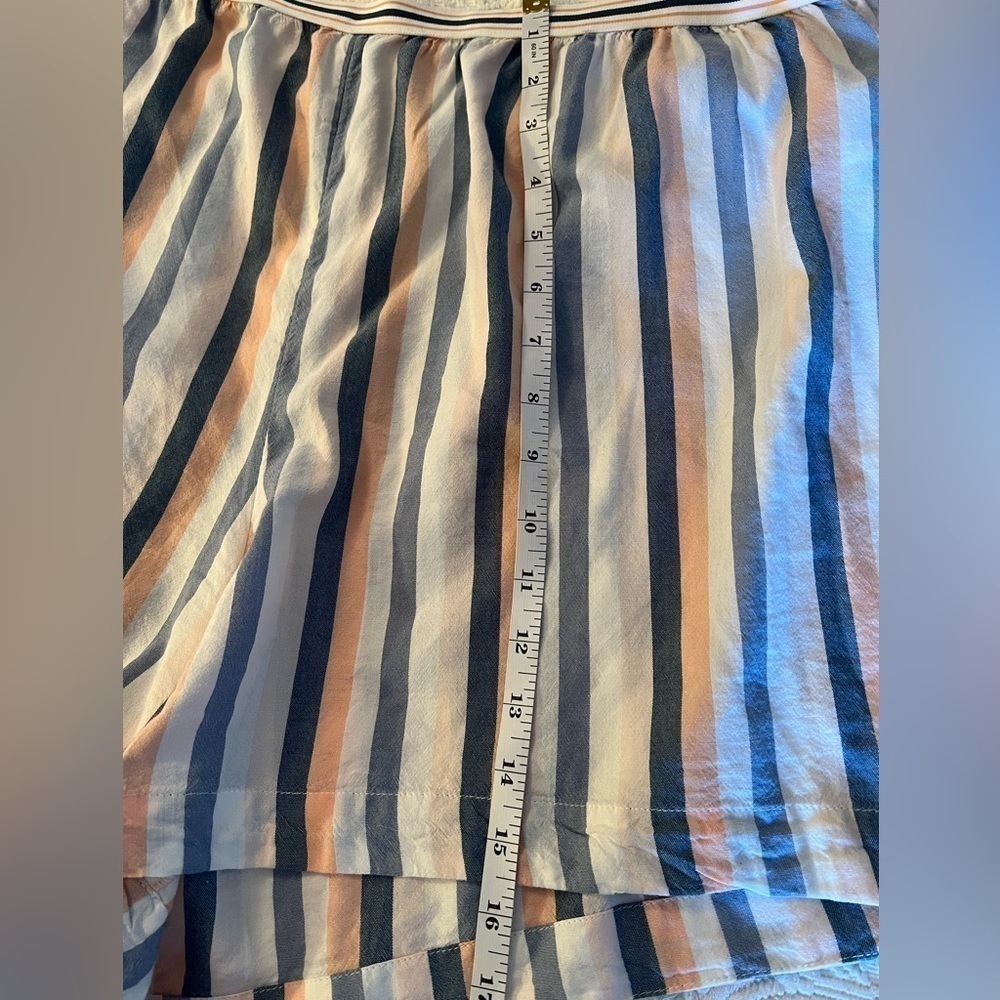 OLD Navy very lightweight cotton shorts, XLP. - Picture 3 of 7